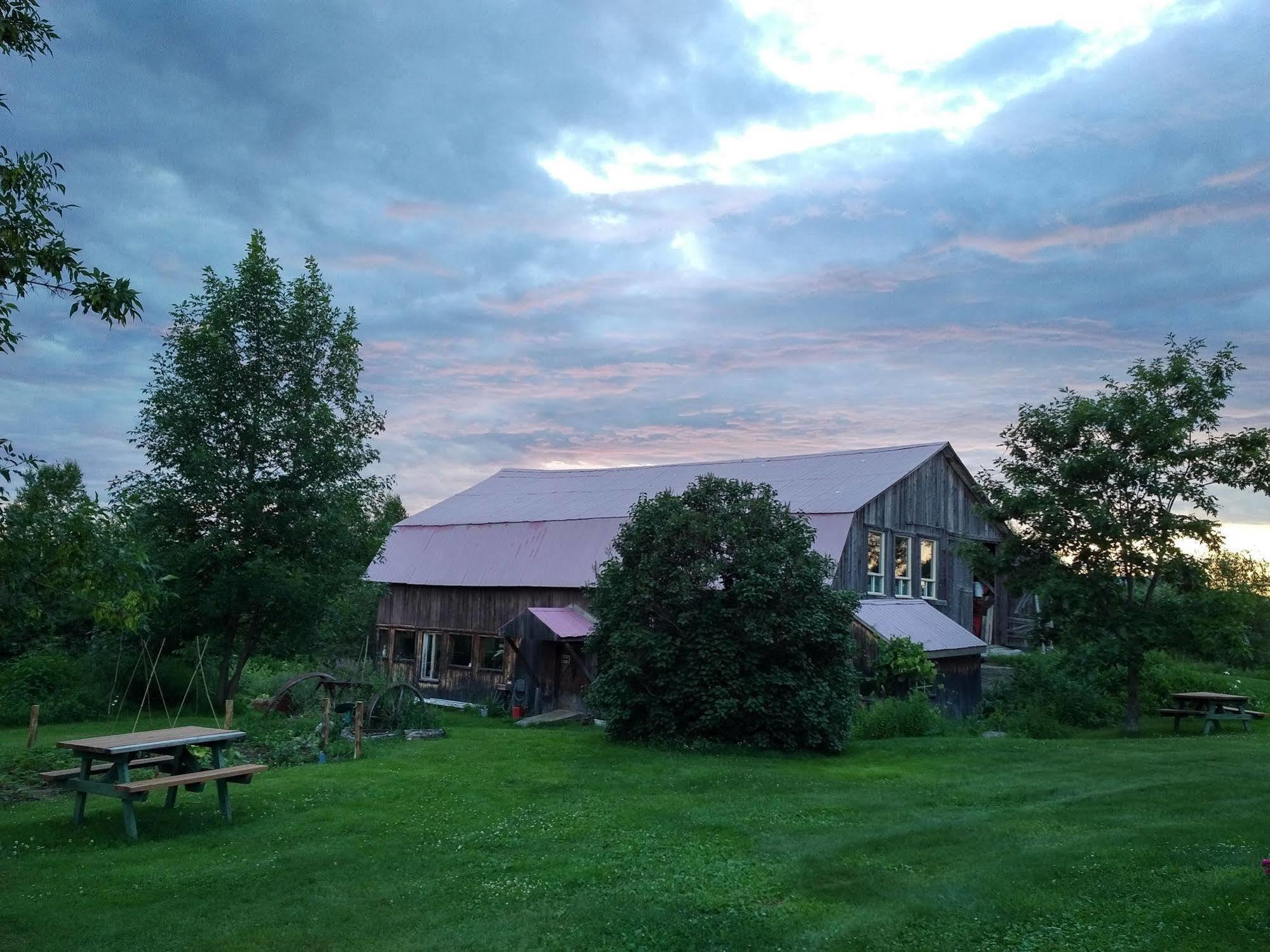 L'Aubergine Hotel Saint Hilarion Eksteriør billede
